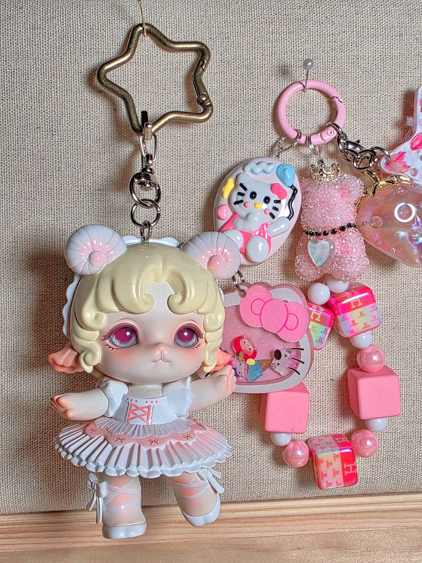 Pinky Grily Bag Charm