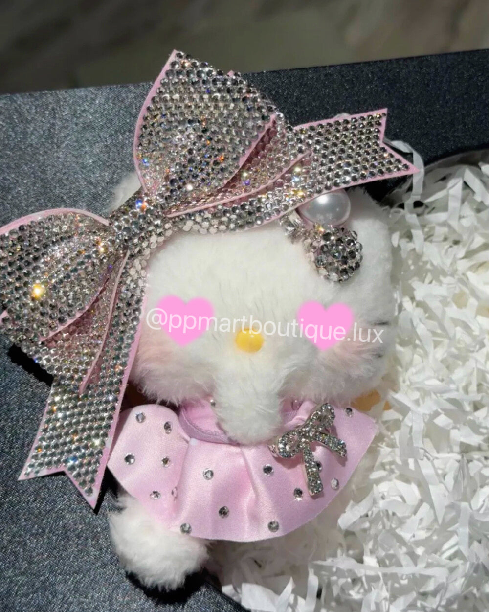 Bedazzling Service-Lovely Pretty Kitty🐱