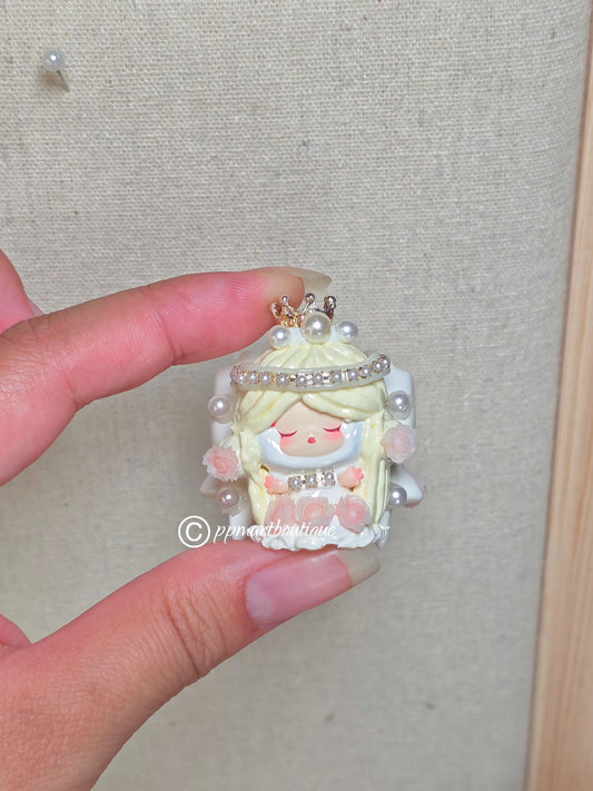 Hand-painted Beautiful Popbean Mini Figure Beaded Keychain